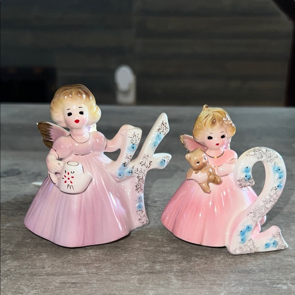 Josef's Originals " The Second Year" Figurine and “The Fourth Year” Set of 2 - Picture 1 of 9